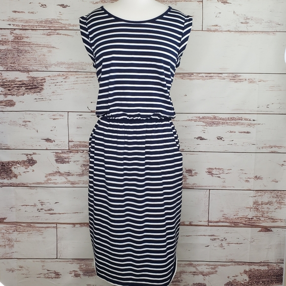 Boden Dresses & Skirts - Striped casual dress Boden Blackberry Day 8L